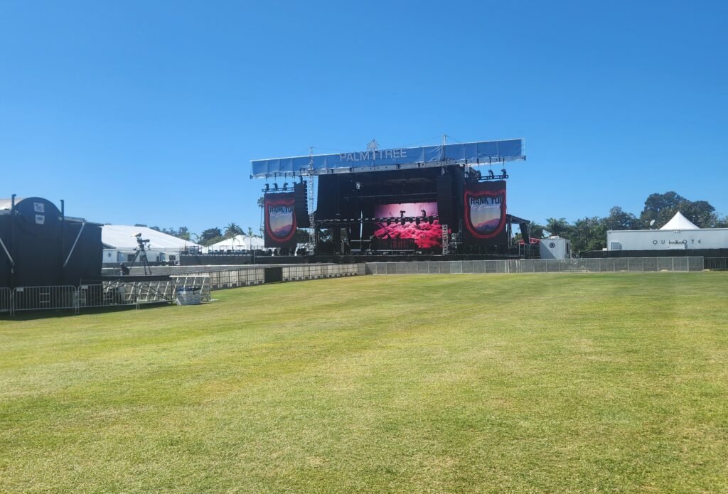 Palm Tree Montecito Stage